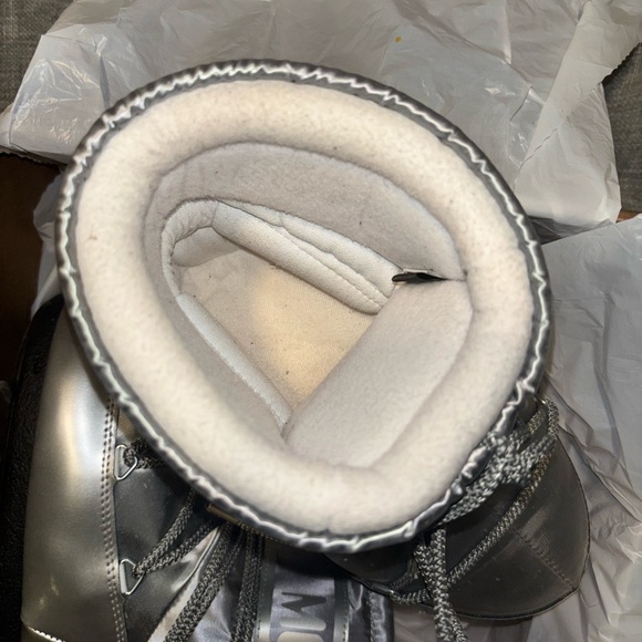 Moon Boot Icon - Picture 6 of 7